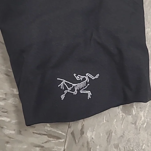 Arc'teryx Patera Parka Women's- Black- Season 2022 - Picture 3 of 12